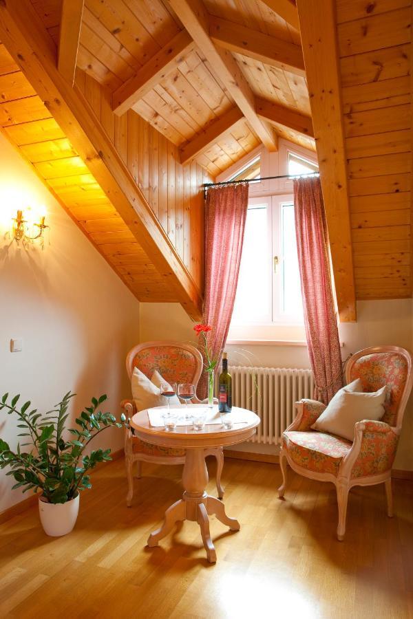 Hotel Tyrol Ora / Auer Buitenkant foto